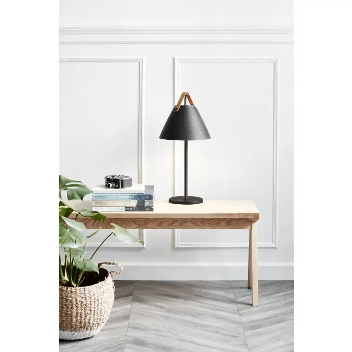 Uitverkoop Design For The People by Nordlux STRAP Tafellamp Zwart, 1-licht