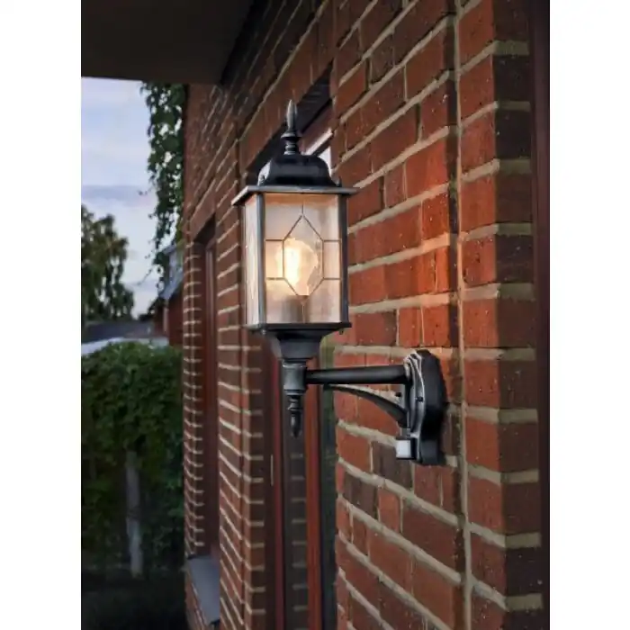 Konstsmide Milano Buiten muurverlichting Zwart, 1-licht, Bewegingsmelder Beperkt Aanbod