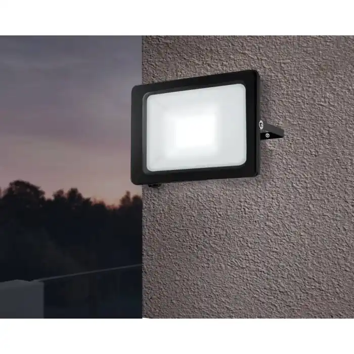 Eglo FAEDO Buiten muurverlichting LED Zwart, 1-licht Flitsaanbieding
