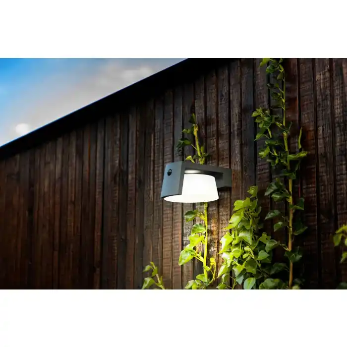 Gratis Retour Lutec Moon Solarlamp LED Antraciet, 1-licht, Bewegingsmelder