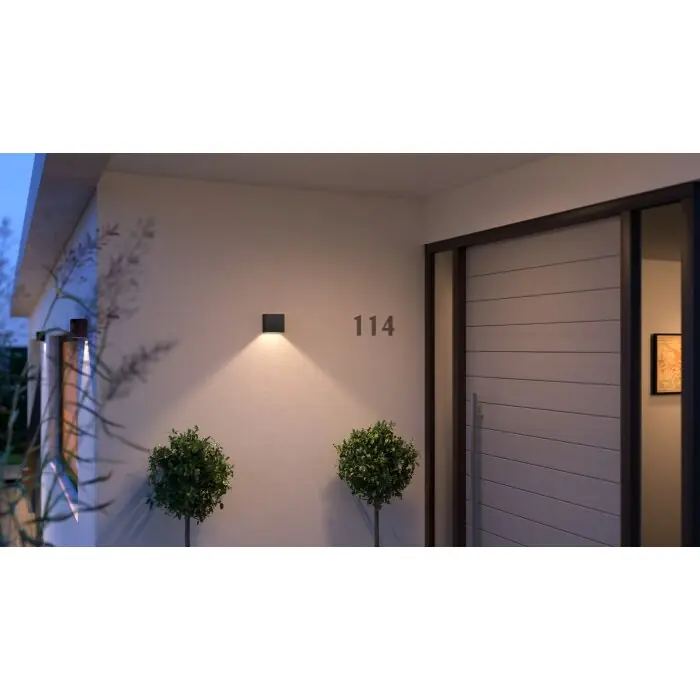 Rechtstreeks Van De Fabrikant Philips Hue Resonate Buiten muurverlichting LED Zwart, 1-licht, Kleurwisselaar