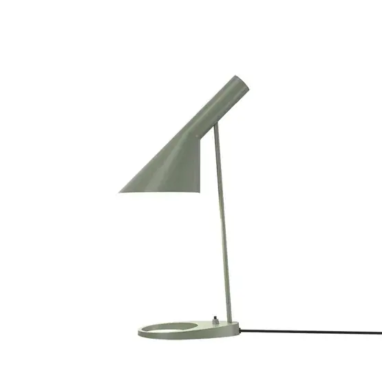 Goedkoop AJ tafellamp, licht petroleum
