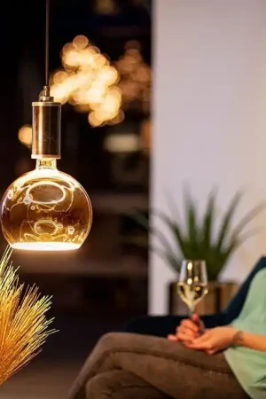 Segula Floating LED Golden Globelamp Grote fitting E27 4W 125mm Speciale Aanbieding
